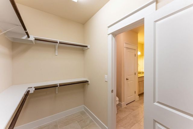 13501 Metric BLVD 46, Austin, TX 78727