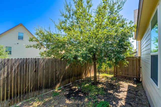13501 Metric BLVD 46, Austin, TX 78727