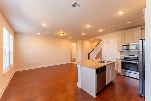 13501 Metric BLVD 46, Austin, TX 78727