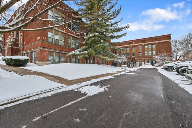 917 Madison St., Syracuse, NY 13210