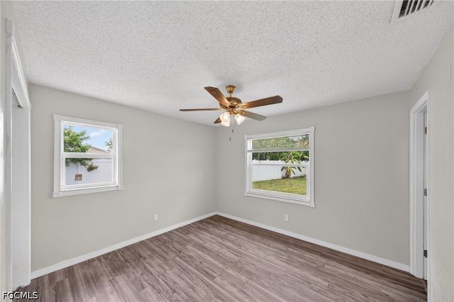 2254 9th TER, Lehigh Acres, FL 33936