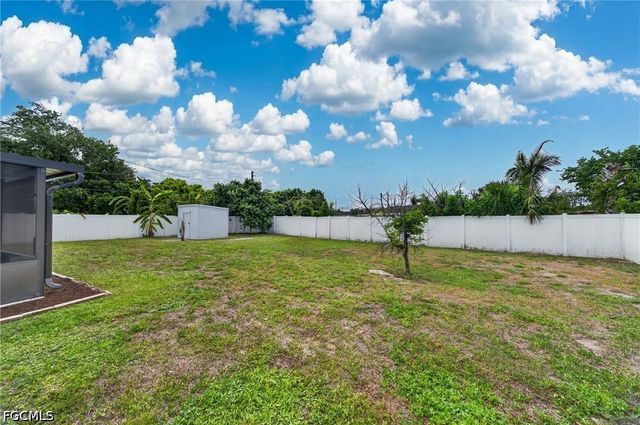 2254 9th TER, Lehigh Acres, FL 33936
