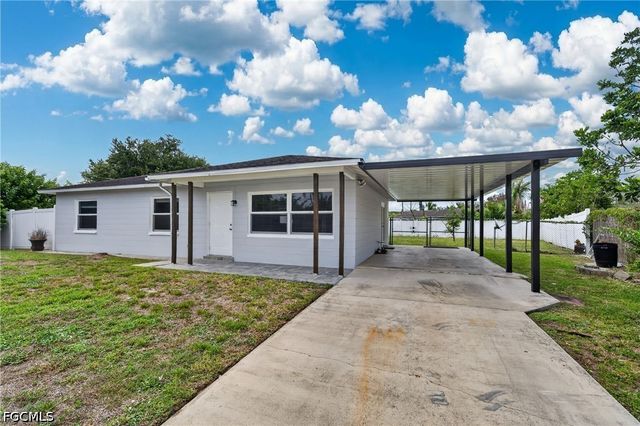2254 9th TER, Lehigh Acres, FL 33936