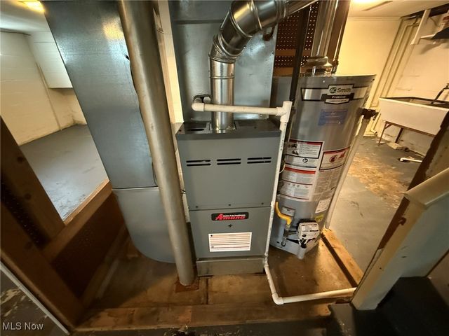 424 3rd Street NE, New Philadelphia, OH 44663