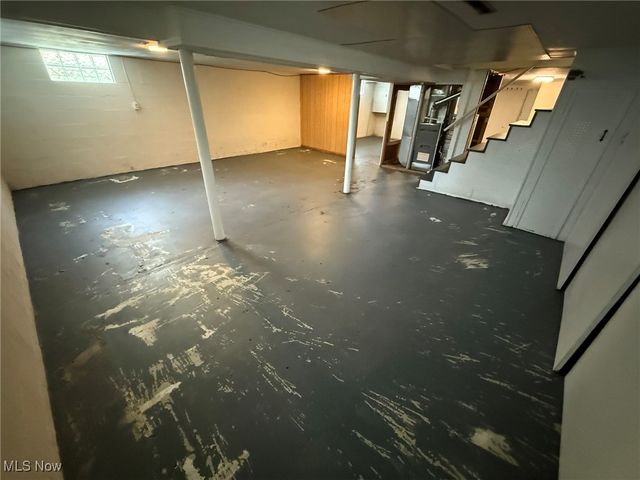 424 3rd Street NE, New Philadelphia, OH 44663