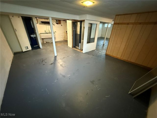 424 3rd Street NE, New Philadelphia, OH 44663