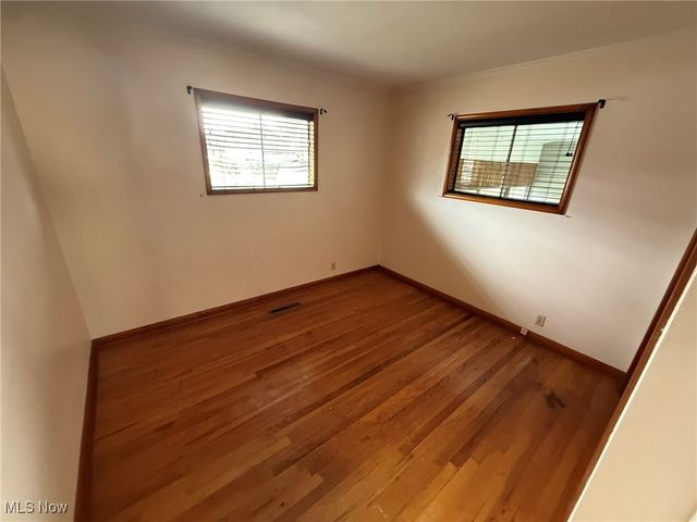 424 3rd Street NE, New Philadelphia, OH 44663