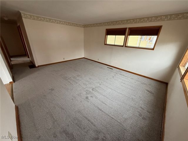 424 3rd Street NE, New Philadelphia, OH 44663