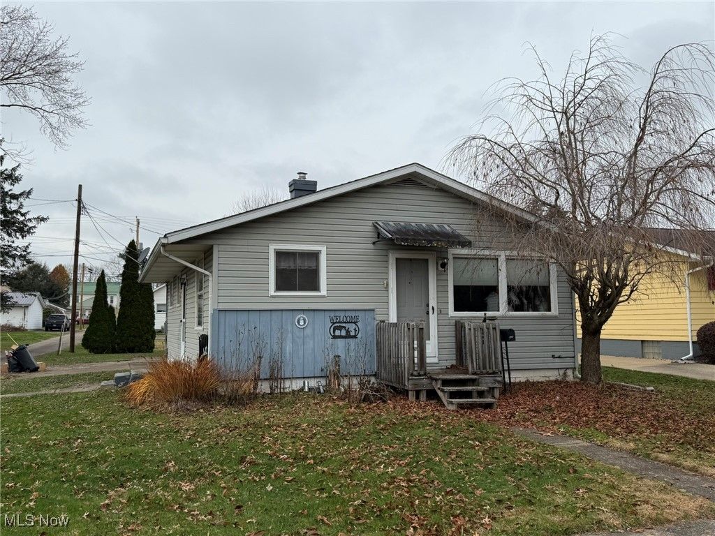 424 3rd Street NE, New Philadelphia, OH 44663