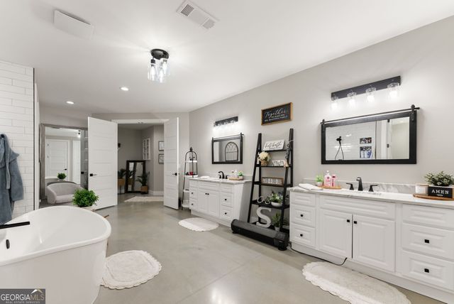 951 Canter Way, Jefferson, GA 30549