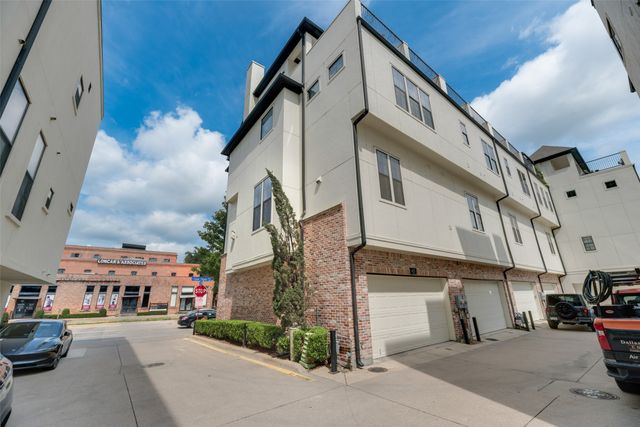 425 S Cesar Chavez Boulevard, Dallas, TX 75201