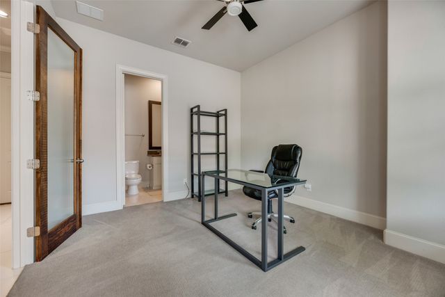 425 S Cesar Chavez Boulevard, Dallas, TX 75201