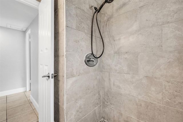 747 DERBYSHIRE ROAD, Daytona Beach, FL 32114