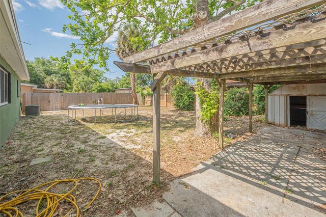 747 DERBYSHIRE ROAD, Daytona Beach, FL 32114