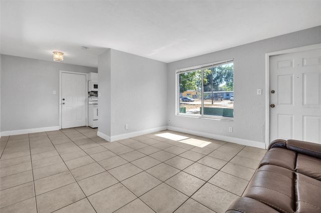 747 DERBYSHIRE ROAD, Daytona Beach, FL 32114