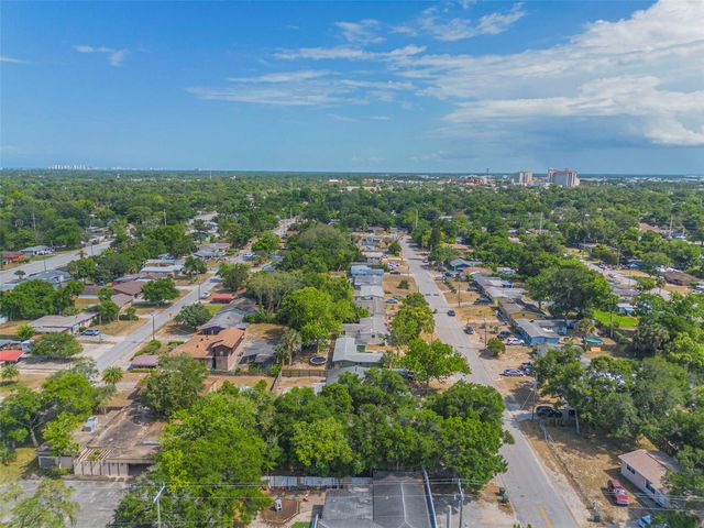 747 DERBYSHIRE ROAD, Daytona Beach, FL 32114