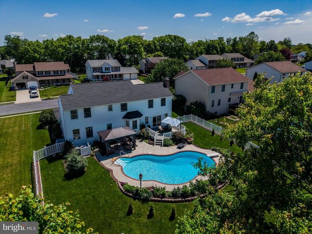 31 BOURBON RED DRIVE, Mechanicsburg, PA 17050