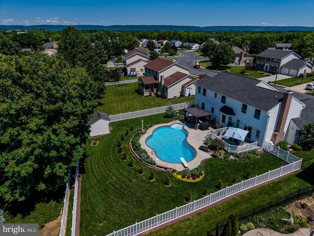 31 BOURBON RED DRIVE, Mechanicsburg, PA 17050