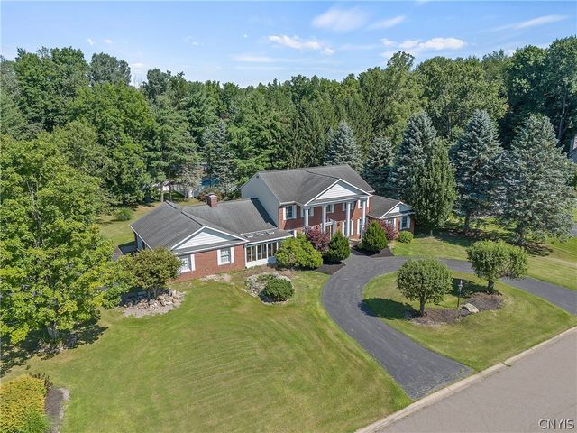 124 Coachmans Whip, Lysander, NY 13027