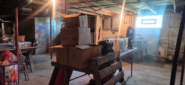 15350 S Telegraph Road, Monroe Twp, MI 48161