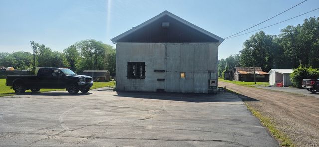 15350 S Telegraph Road, Monroe Twp, MI 48161