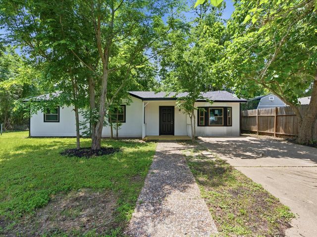 725 Lafayette Street, Hempstead, TX 77445