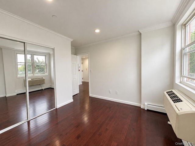 36-41 169th Street 2E, Flushing, NY 11358