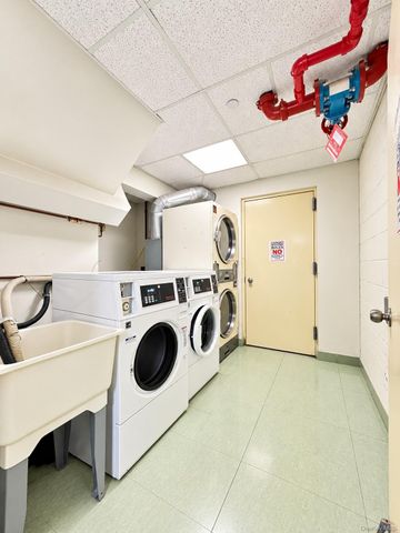 36-41 169th Street 2E, Flushing, NY 11358