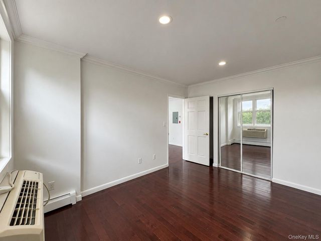 36-41 169th Street 2E, Flushing, NY 11358