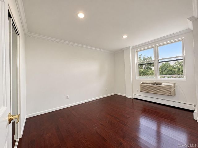 36-41 169th Street 2E, Flushing, NY 11358