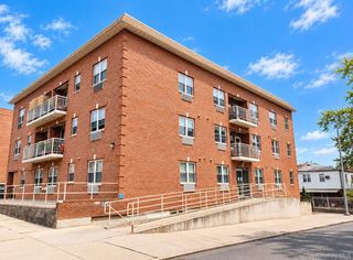 36-41 169th Street 2E, Flushing, NY 11358