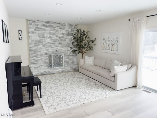 3291 Saint Andrews Drive, Parma, OH 44134