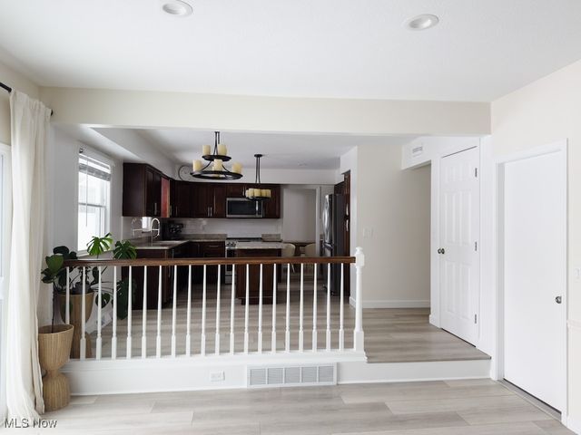 3291 Saint Andrews Drive, Parma, OH 44134