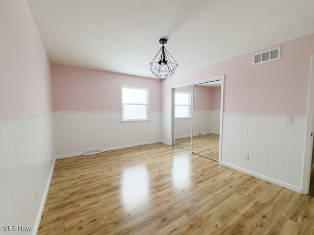 3291 Saint Andrews Drive, Parma, OH 44134