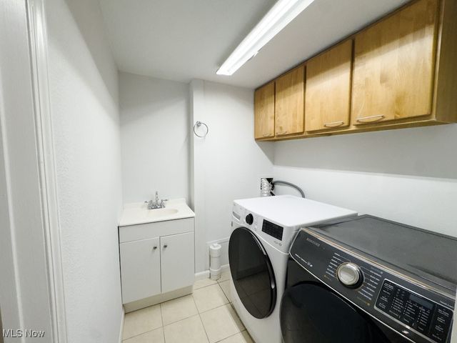 3291 Saint Andrews Drive, Parma, OH 44134