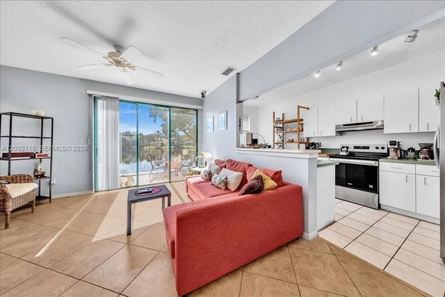 1408 NW 126th Avenue 1408, Sunrise, FL 33323
