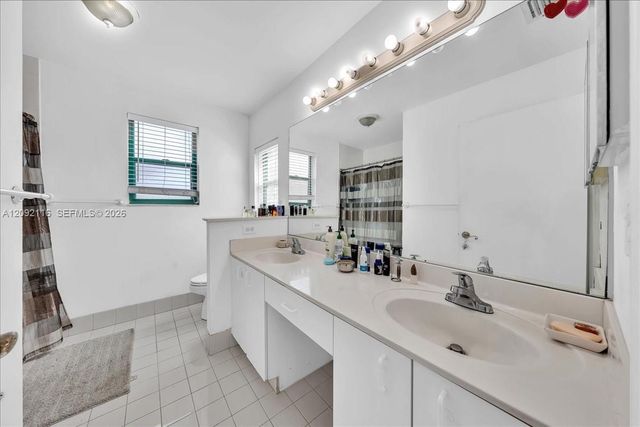 1408 NW 126th Avenue 1408, Sunrise, FL 33323