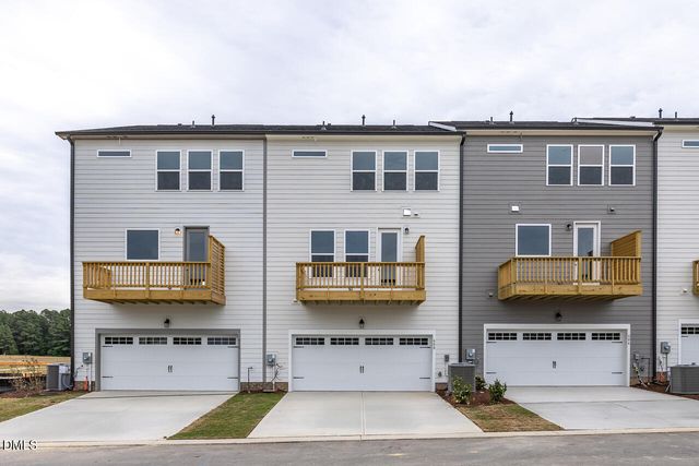 608 Thatch Lane, Knightdale, NC 27545