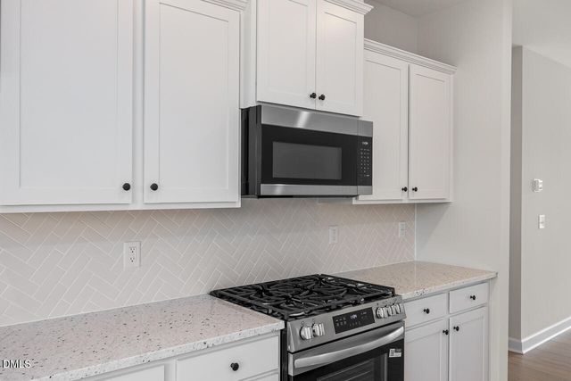 608 Thatch Lane, Knightdale, NC 27545