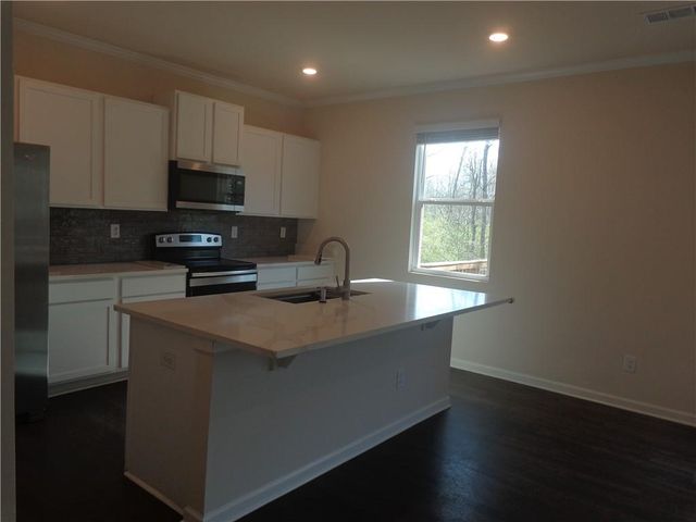 132 Russell Road, Pendergrass, GA 30567