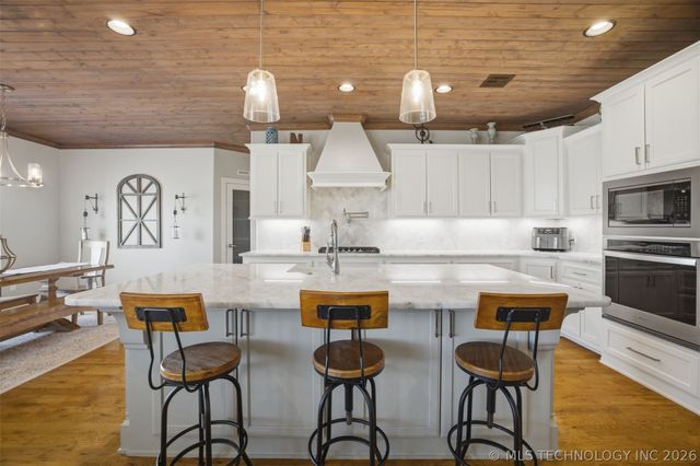 11391 S 213th East Avenue, Broken Arrow, OK 74014