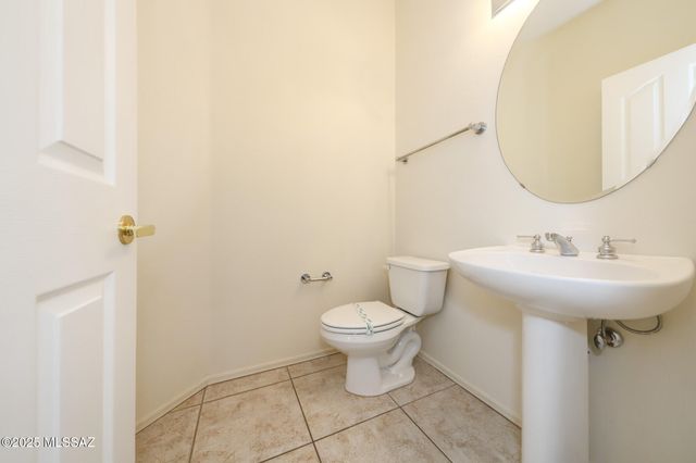 5719 N Placita Paisaje, Tucson, AZ 85750