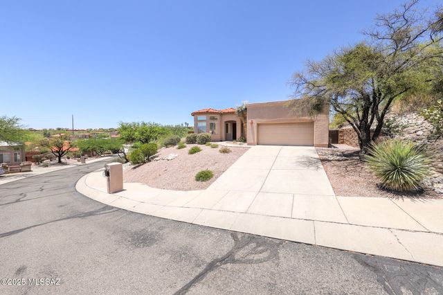 5719 N Placita Paisaje, Tucson, AZ 85750