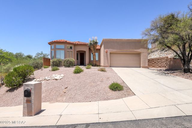 5719 N Placita Paisaje, Tucson, AZ 85750