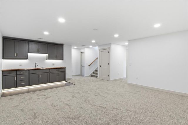 6735 Buck Tail Drive, Altoona, WI 54720