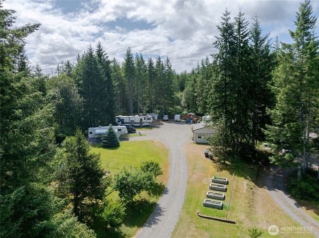 30 E Richardson Road, Belfair, WA 98528