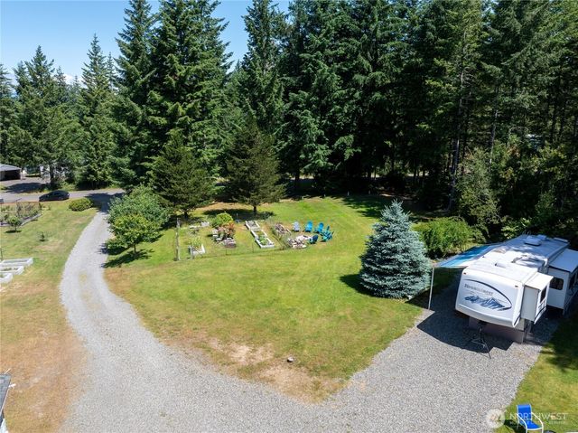 30 E Richardson Road, Belfair, WA 98528