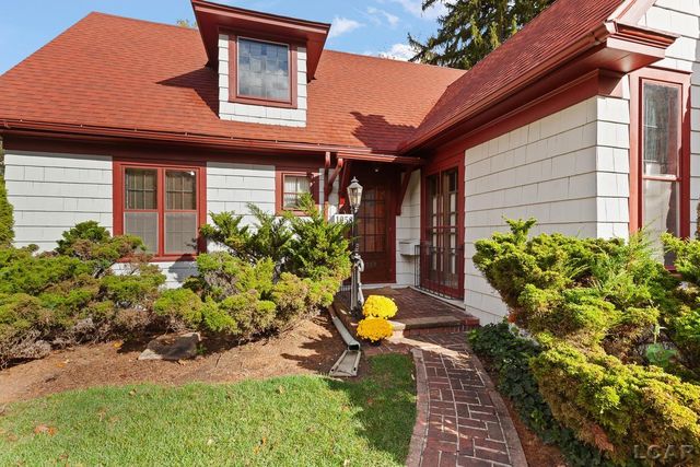 1058 Maumee Street, Adrian, MI 49221