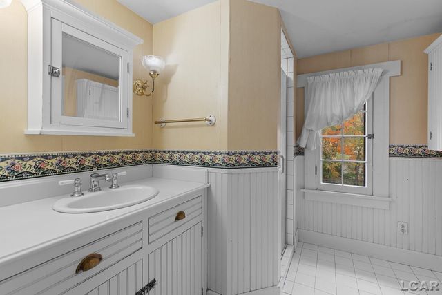 1058 Maumee Street, Adrian, MI 49221