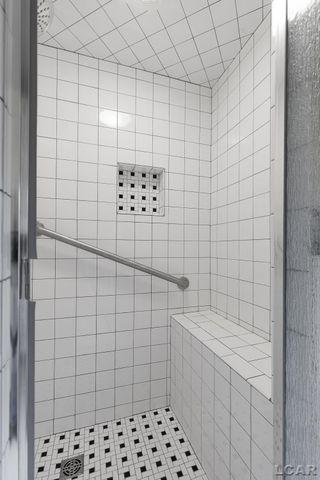 1058 Maumee Street, Adrian, MI 49221